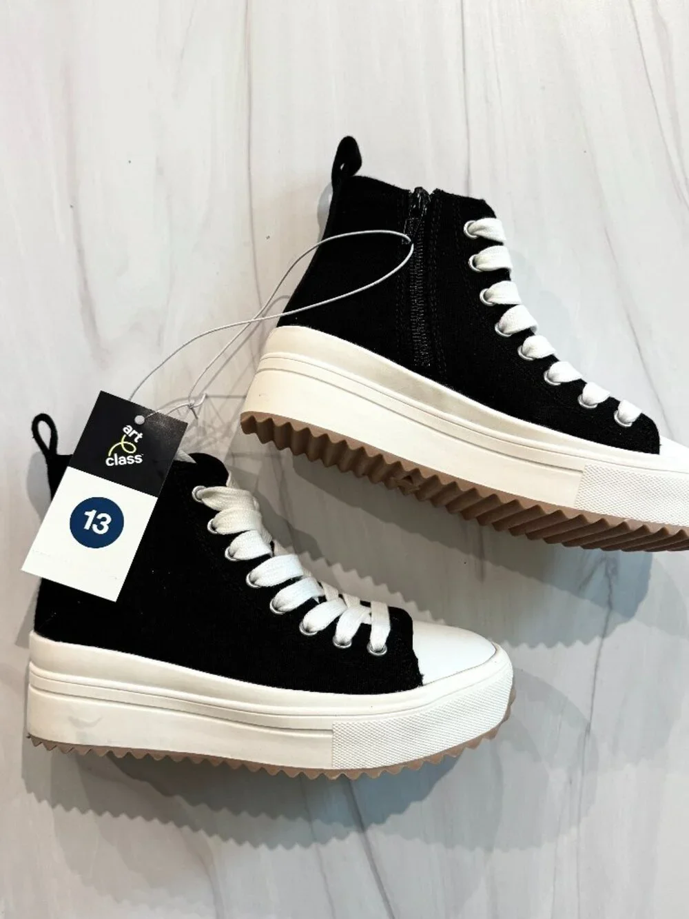 NWT Art Class Kids' Blakely High-Top Platform Sneakers (Size 13)